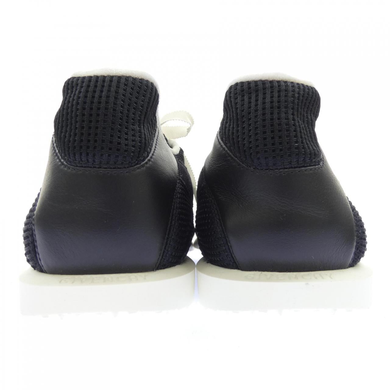 ジバンシー GIVENCHY スニーカー