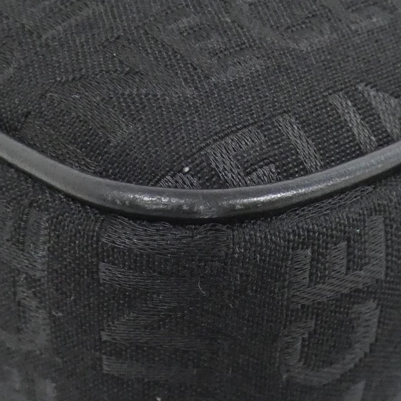 CELINE 197202EKF 肩背包