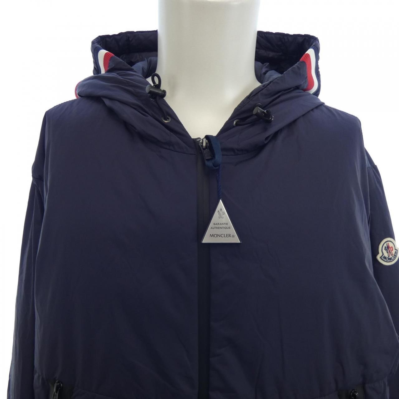 モンクレール MONCLER ダウンジャケット