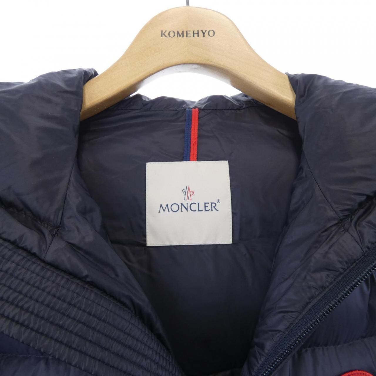 モンクレール MONCLER C0571 SASSIERE ダウンジャケット
