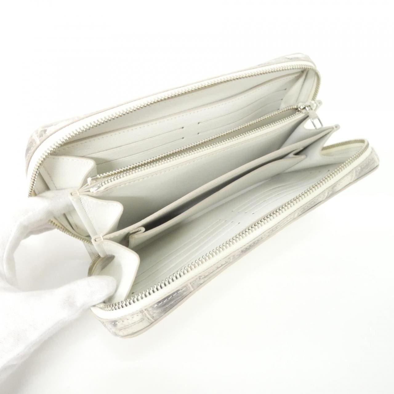 ルイヴィトン エキゾチック レザー ジッピーXL N81858 チェーンウォレット