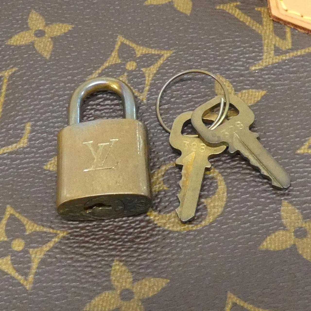 ルイヴィトン モノグラム スピーディ 30cm M41526 ボストンバッグ