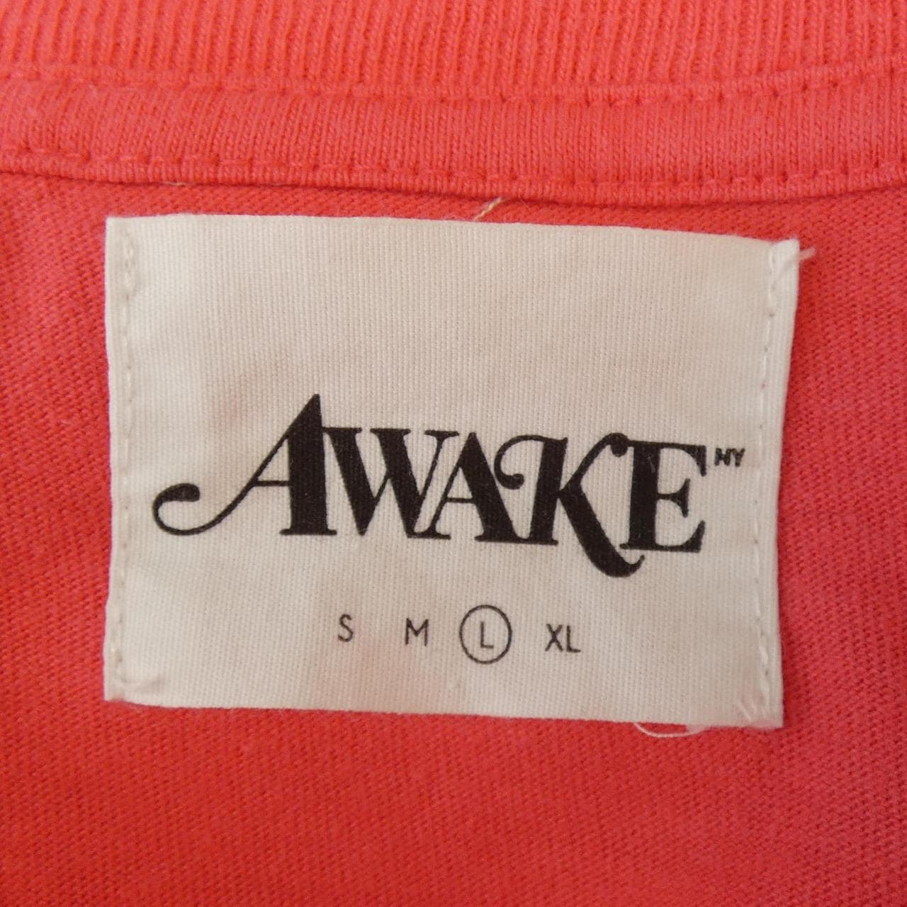 AWEKE Tシャツ