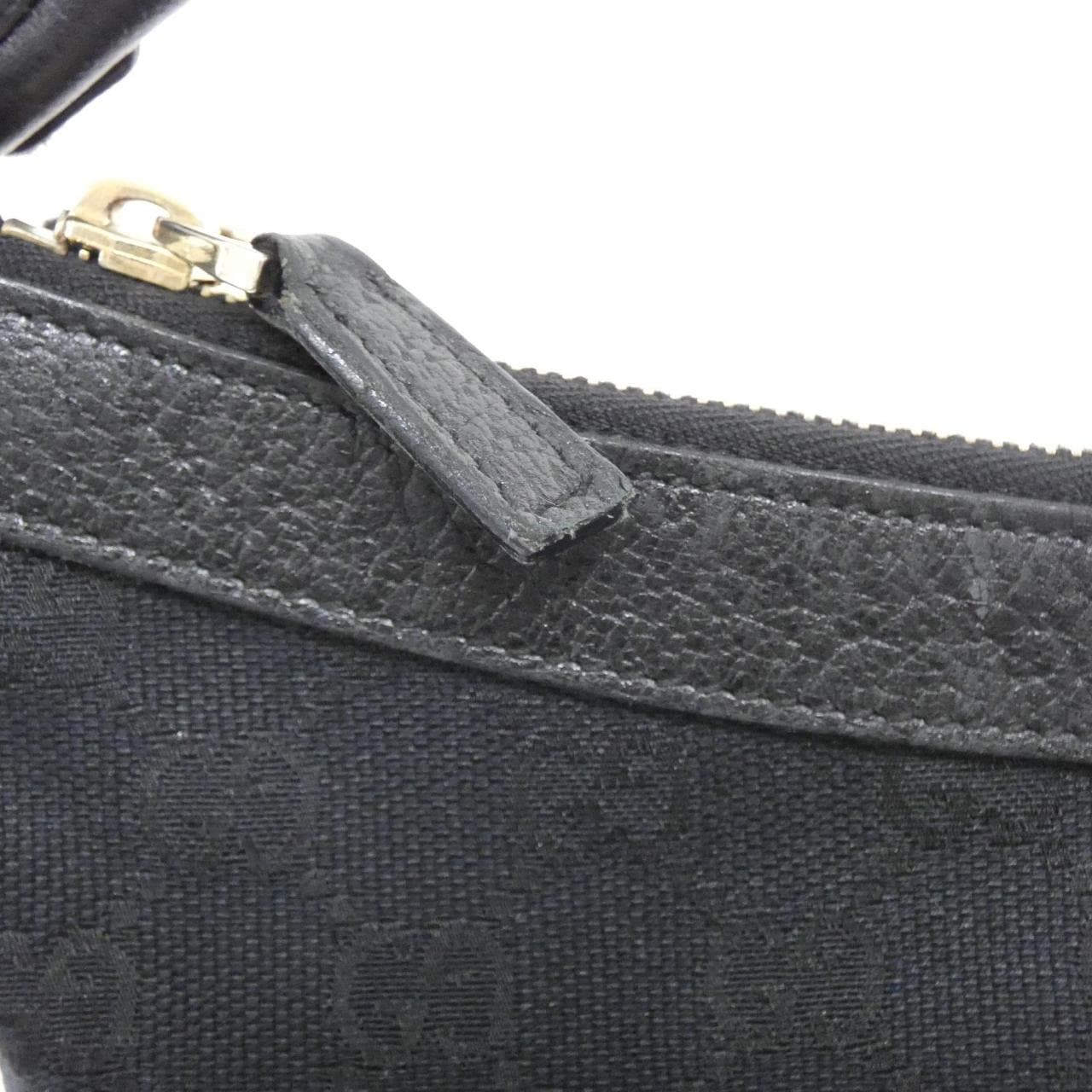 Gucci 153025肩背包