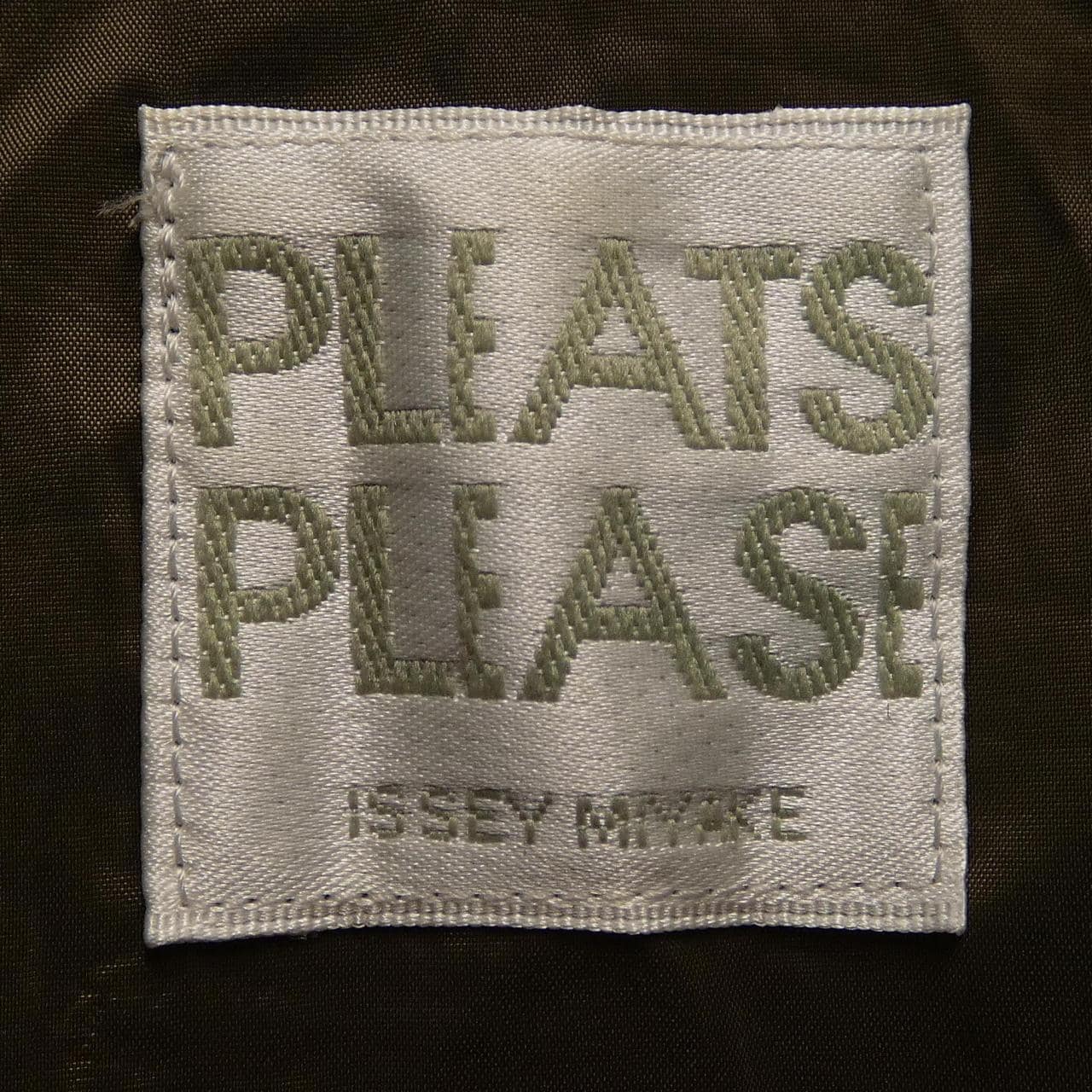 百褶百褶PLEATS PLEASE PP22-ZA861外套