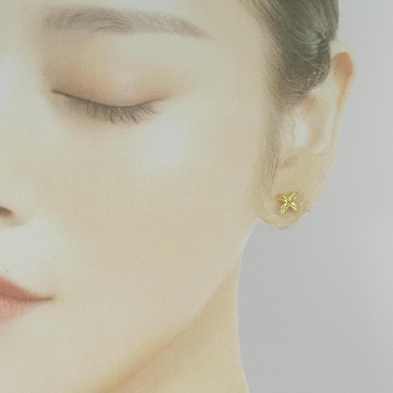 ティファニー クロスステッチ ピアス