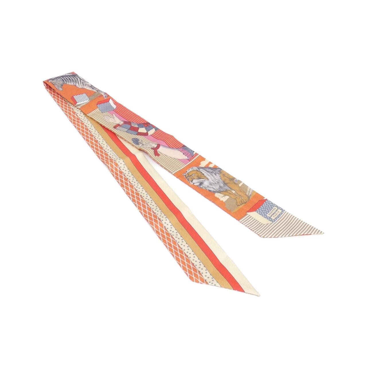 エルメス GRAND THEATRE NOUVEAU ツイリー 063761S スカーフ