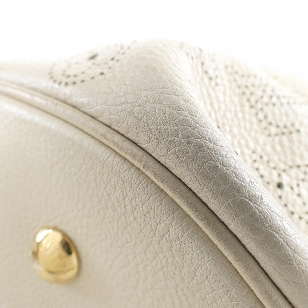 ルイヴィトン マヒナ XL M95548 ショルダーバッグ