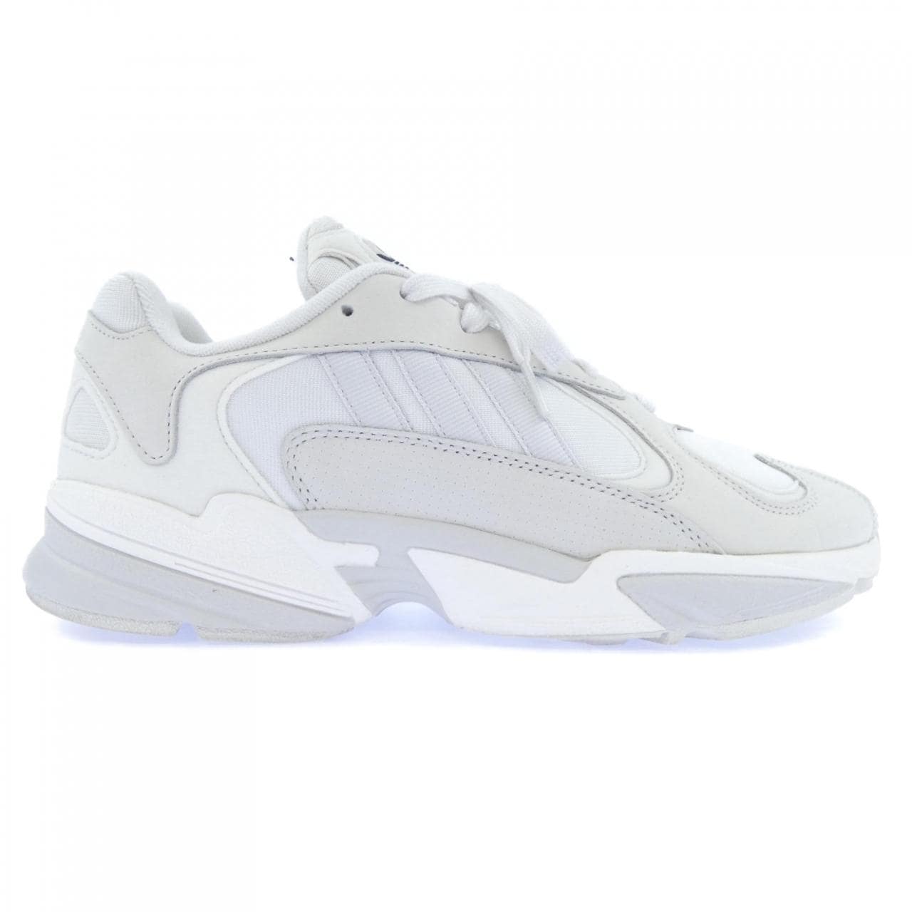 アディダス ADIDAS YUNG-1 スニーカー