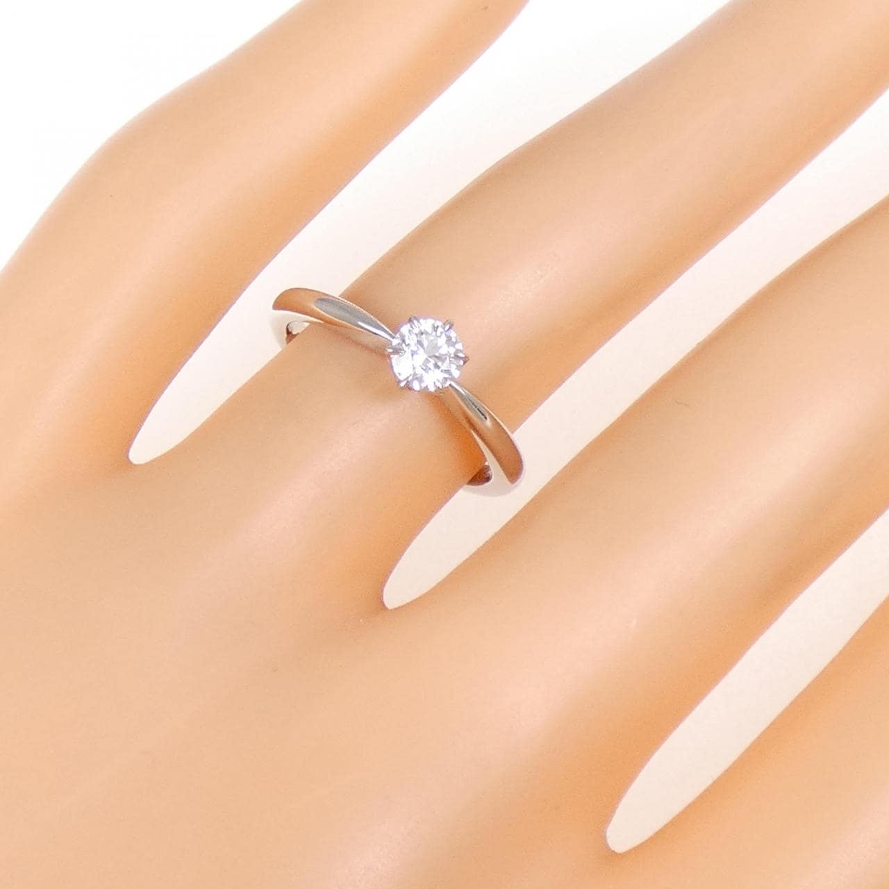 PT950 ダイヤモンド リング 0.276CT D VVS1 3EXT H&C