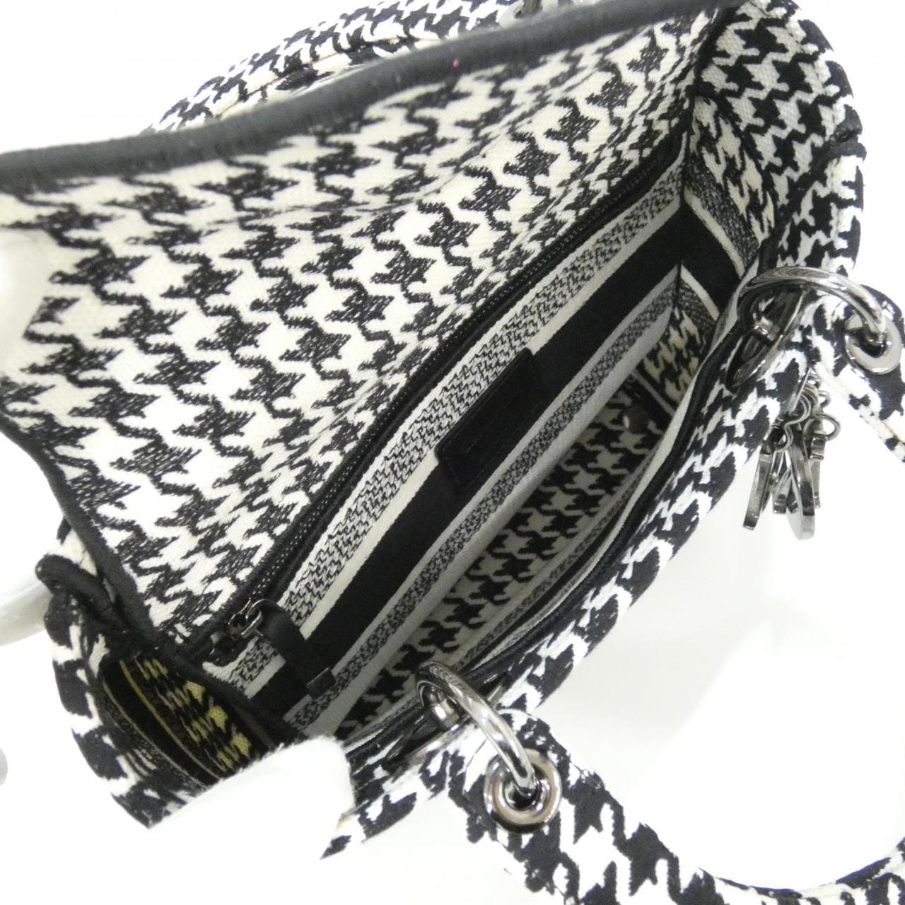 クリスチャンディオール レディ D-ライト ミディアム M0565BZAF バッグ