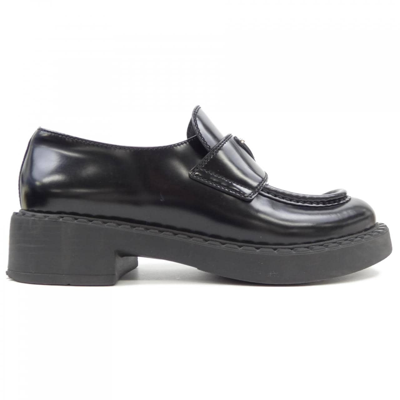 プラダ PRADA チョコレート ローファー トライアングルロゴ 1D246M シューズ