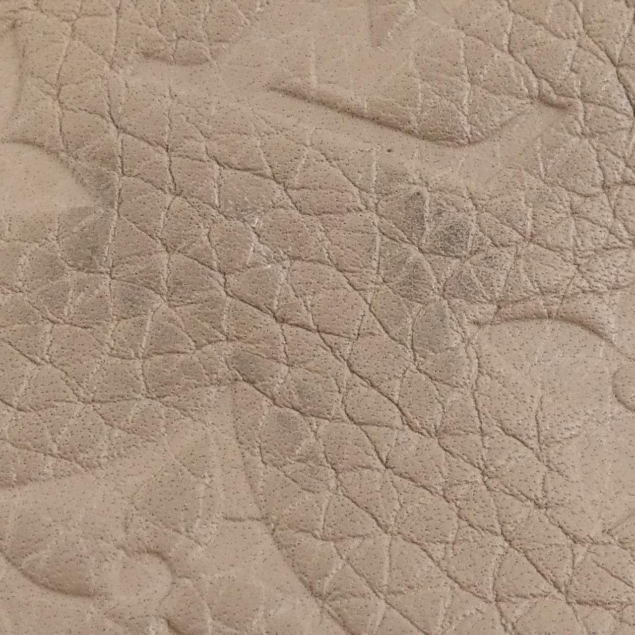 ルイヴィトン トリヨン モノグラム ミニ ソフトトランク M13868 ショルダーバッグ