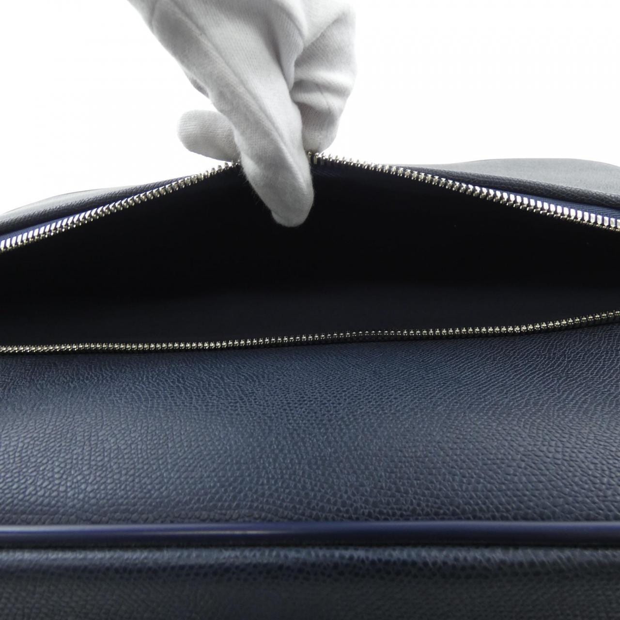 ヴァレクストラ VALEXTRA CARRY BAG