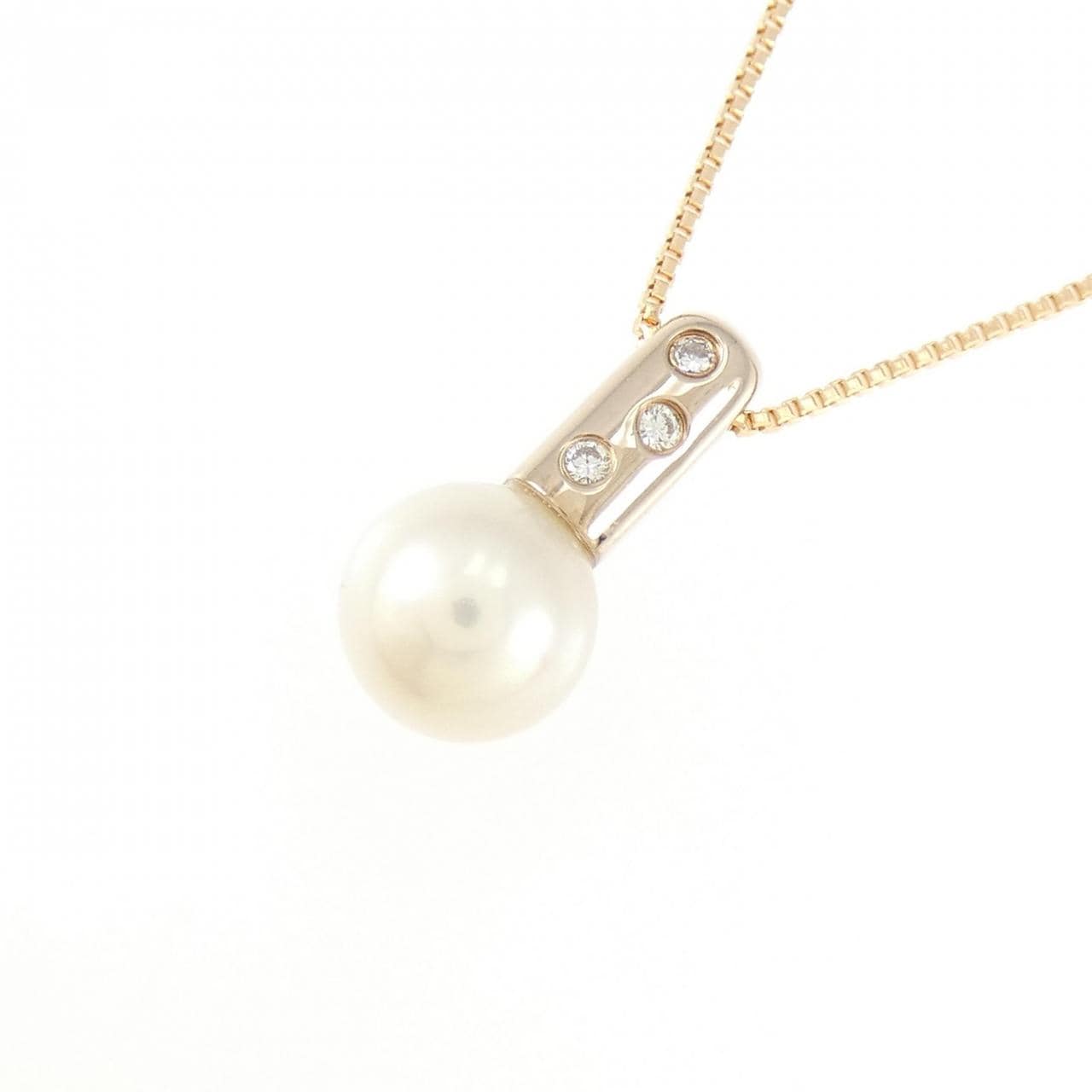 Tasaki Akoya pearl necklace 7.2mm