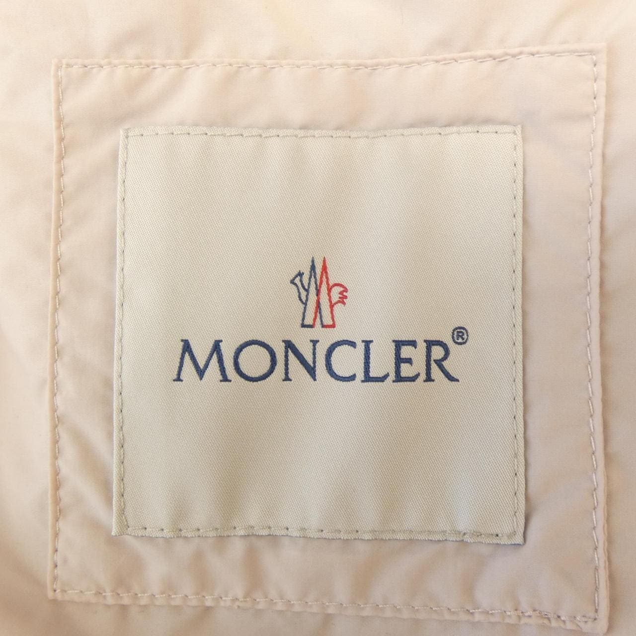 MONCLER蒙克勒·布盧森