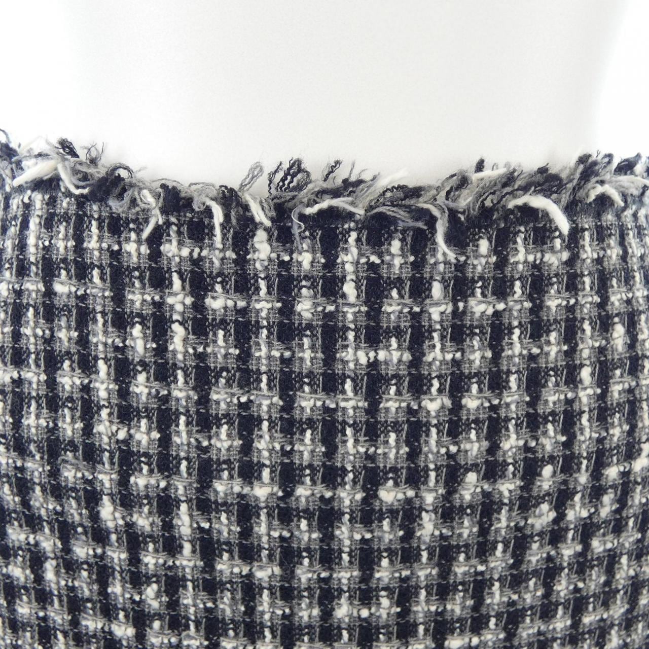 【ヴィンテージ】シャネル CHANEL P23976V14108 04A スカート