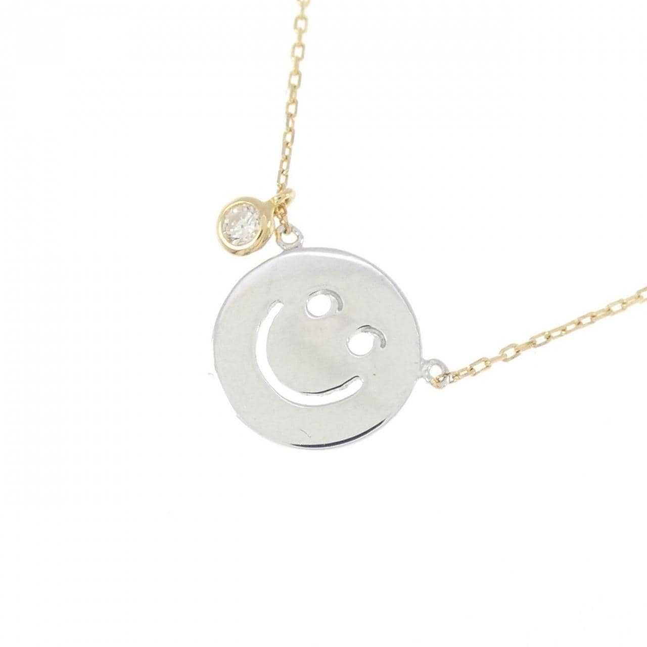 K18YG/K18WG Smile Diamond Necklace 0.02CT