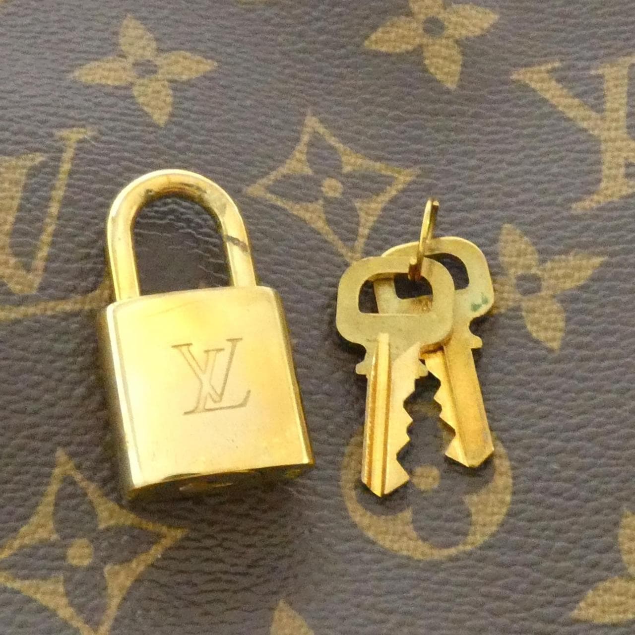 ルイヴィトン モノグラム モントルグイユ PM M95565 ショルダーバッグ