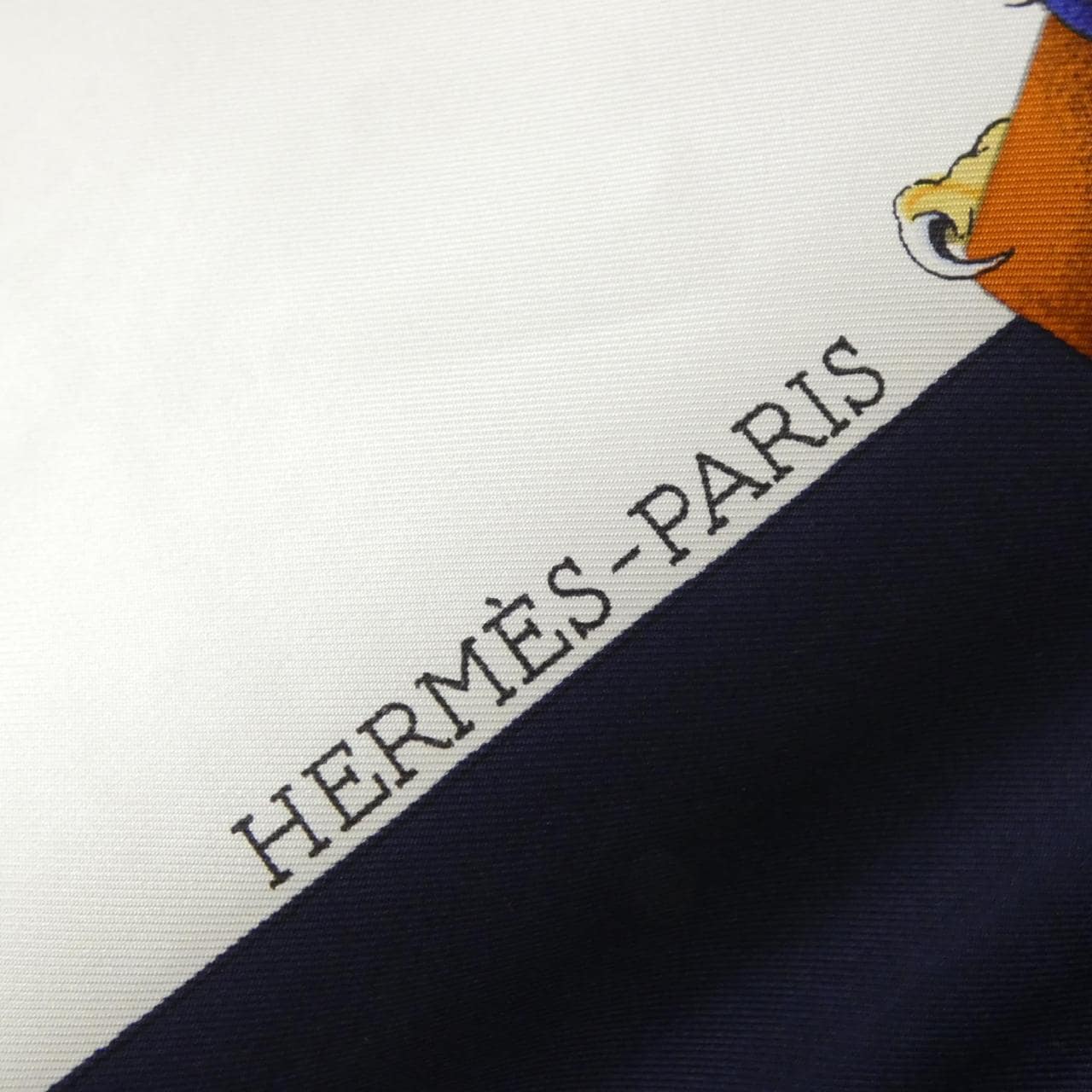 HERMES CHASSE A VOL Carre Scarf