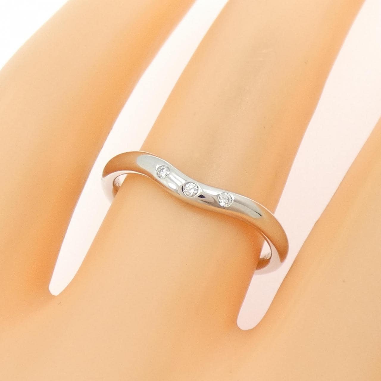 ティファニー カーブド 3P リング