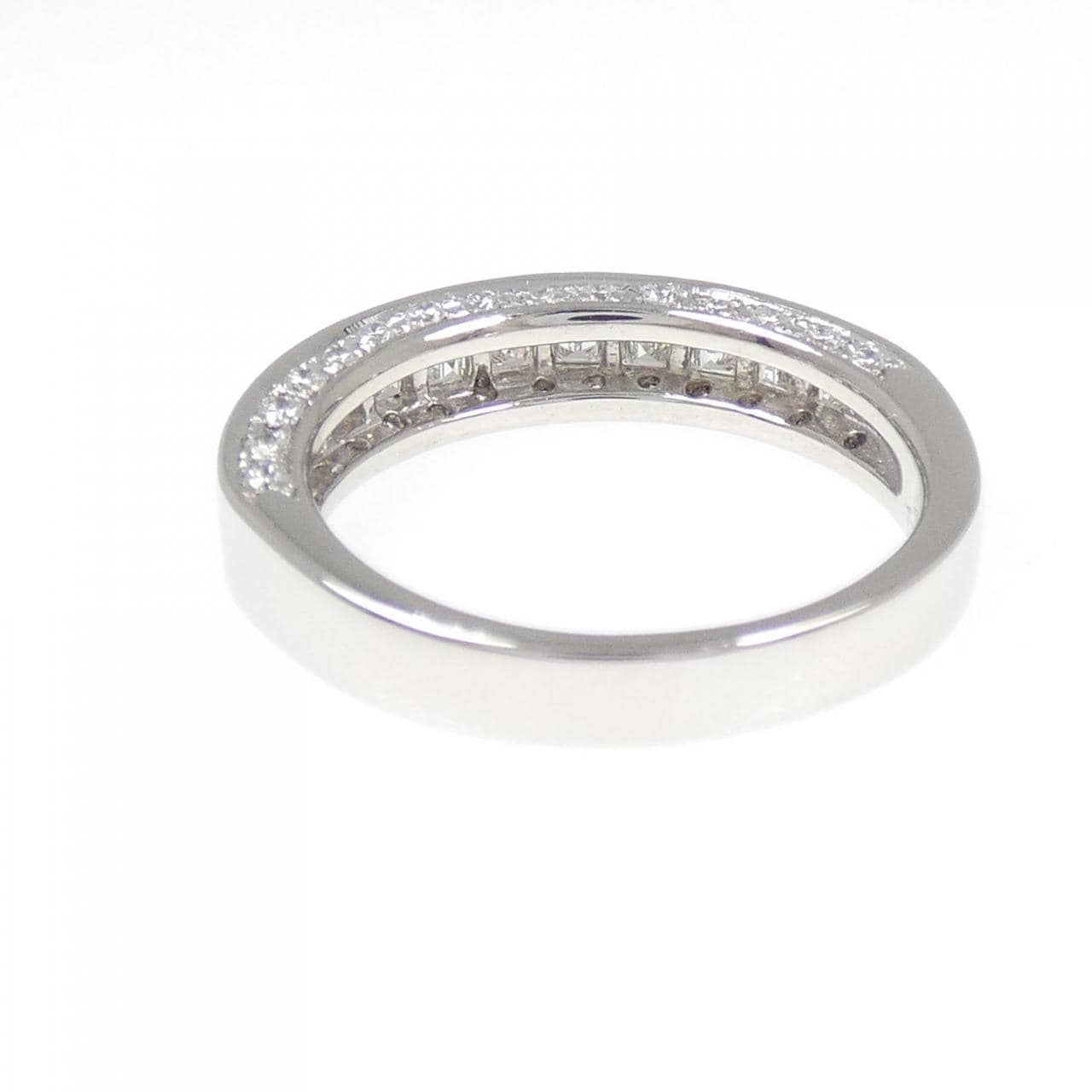 PT900 ダイヤモンド リング 0.88CT