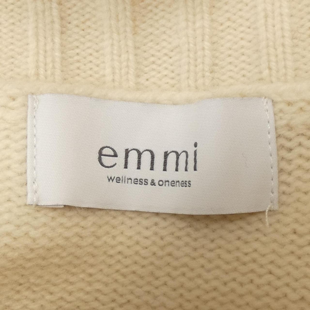 emmi knit