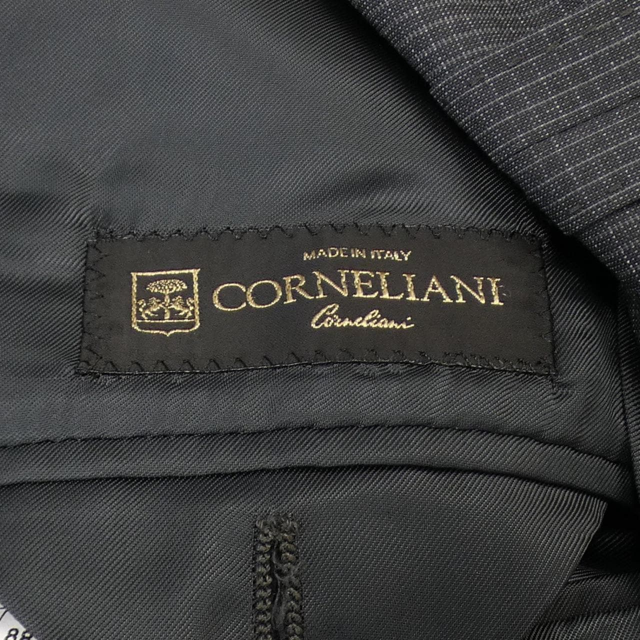 コルネリアーニ Corneliani スーツ
