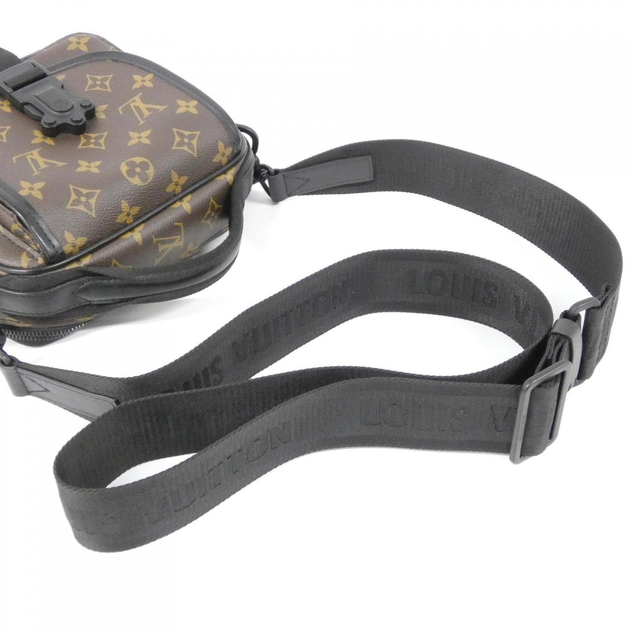 ルイヴィトン モノグラム マカサー クエスト メッセンジャー M46973 ショルダーバッグ