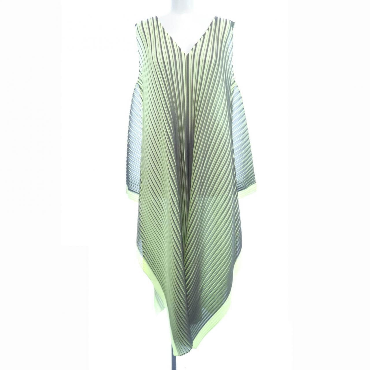 プリーツプリーズ PLEATS PLEASE PP01-JH716 ワンピース