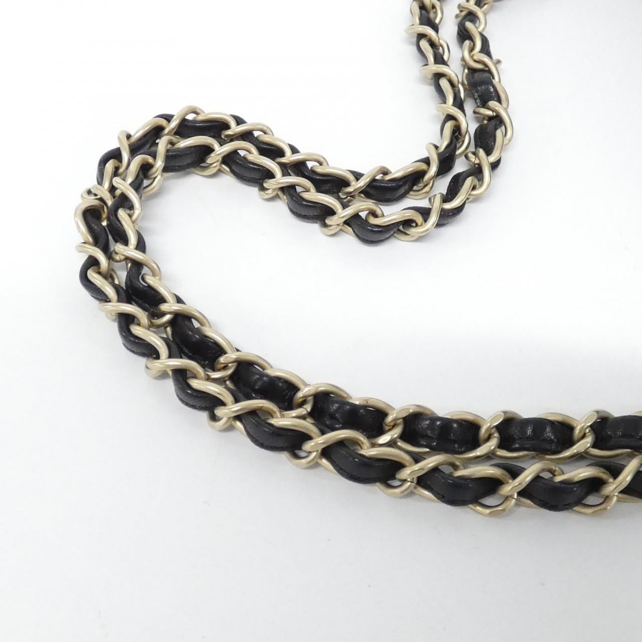 シャネル ショルダーバッグ