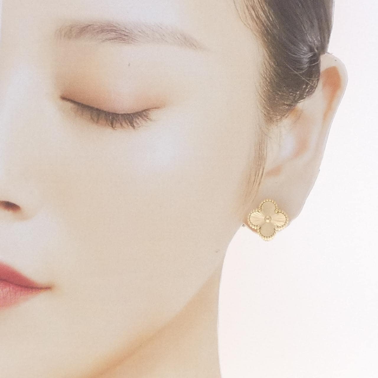 ヴァンクリーフ&アーペル ヴィンテージアルハンブラ ピアス