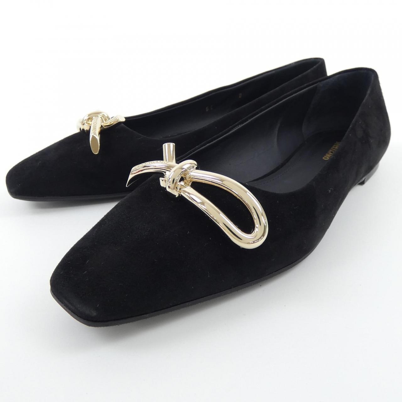フェラガモ FERRAGAMO パンプス