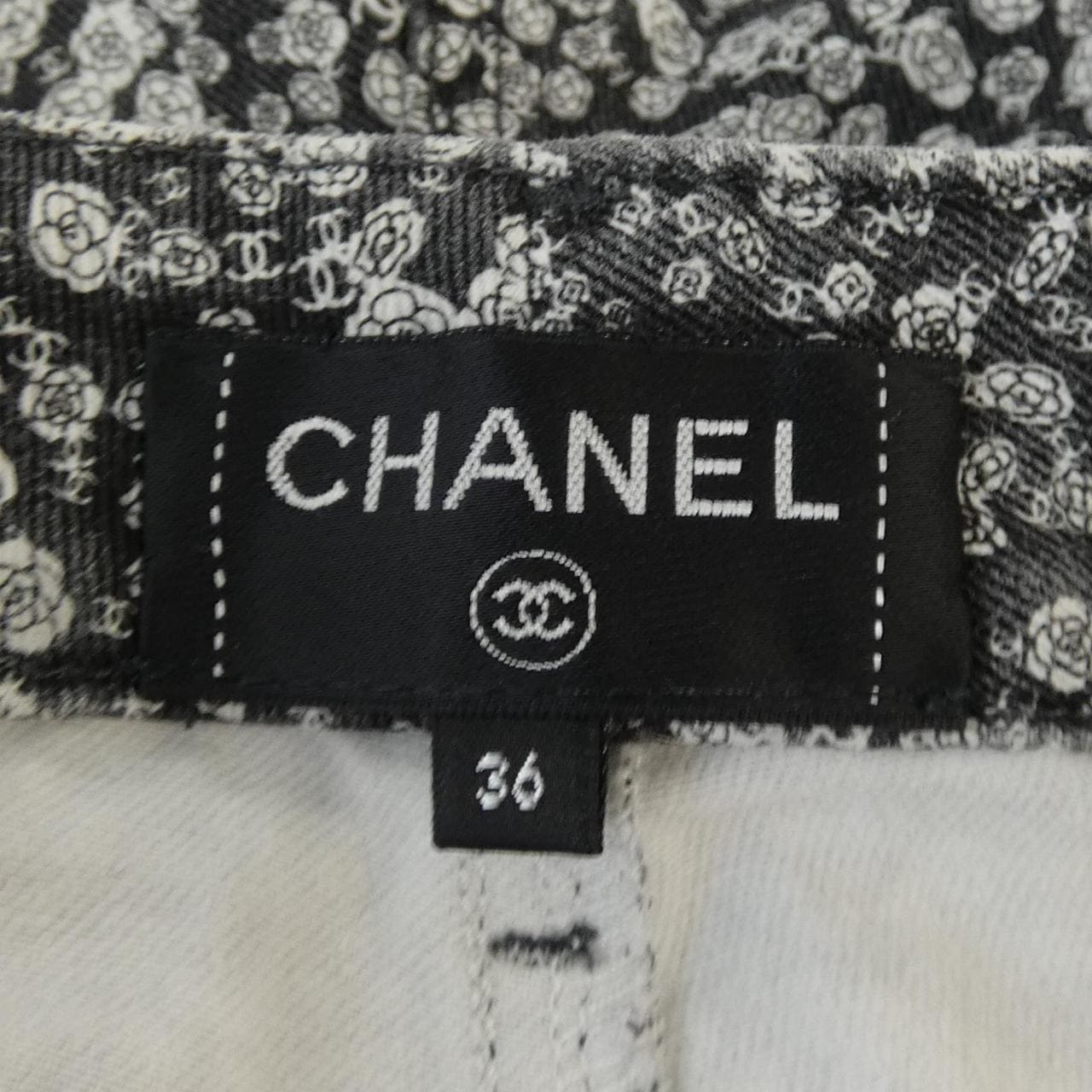 シャネル CHANEL P71263V62840 21B パンツ