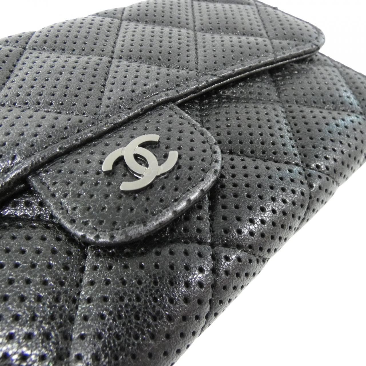 シャネル タイムレスクラシック ライン 31506 財布