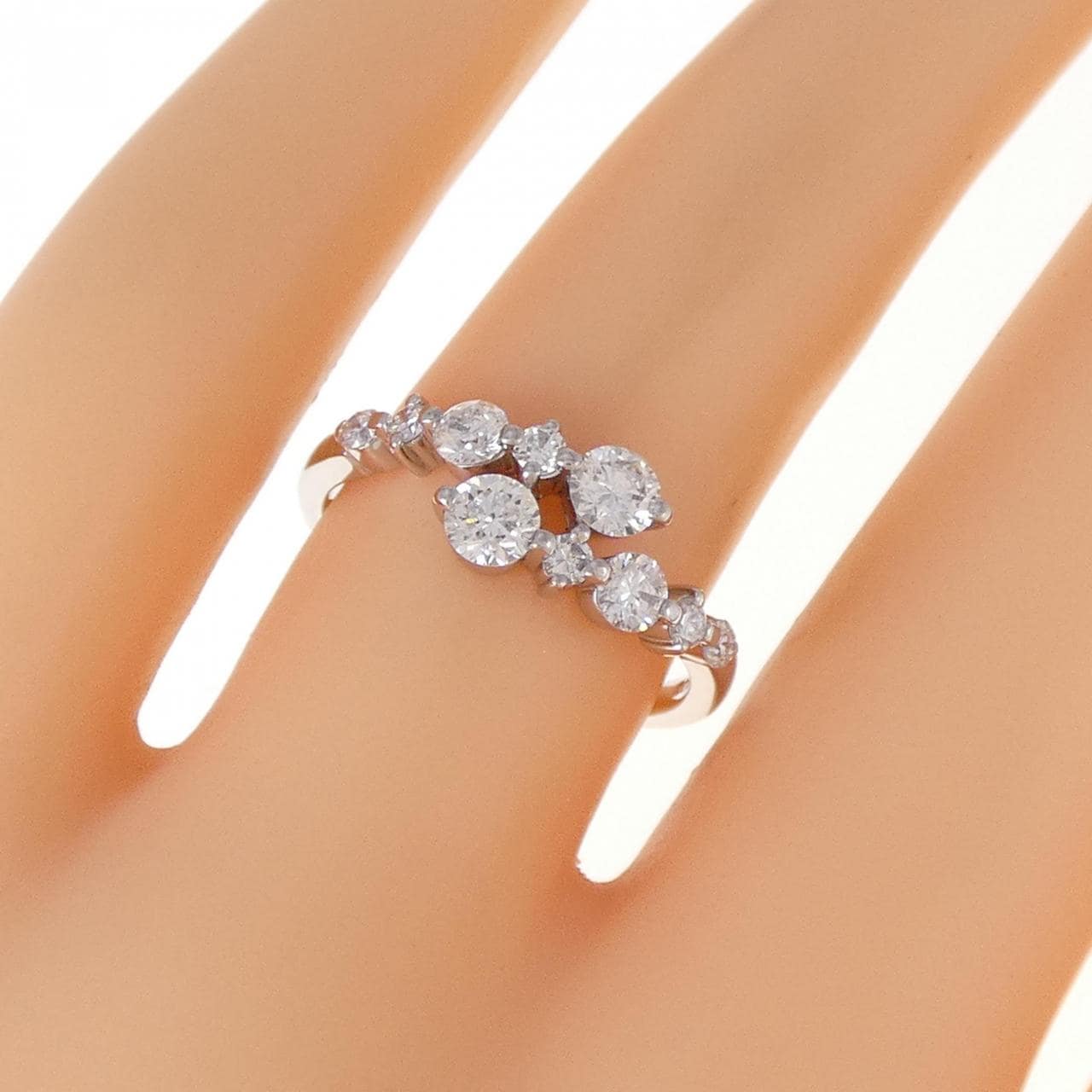 PT ダイヤモンド リング 0.70CT