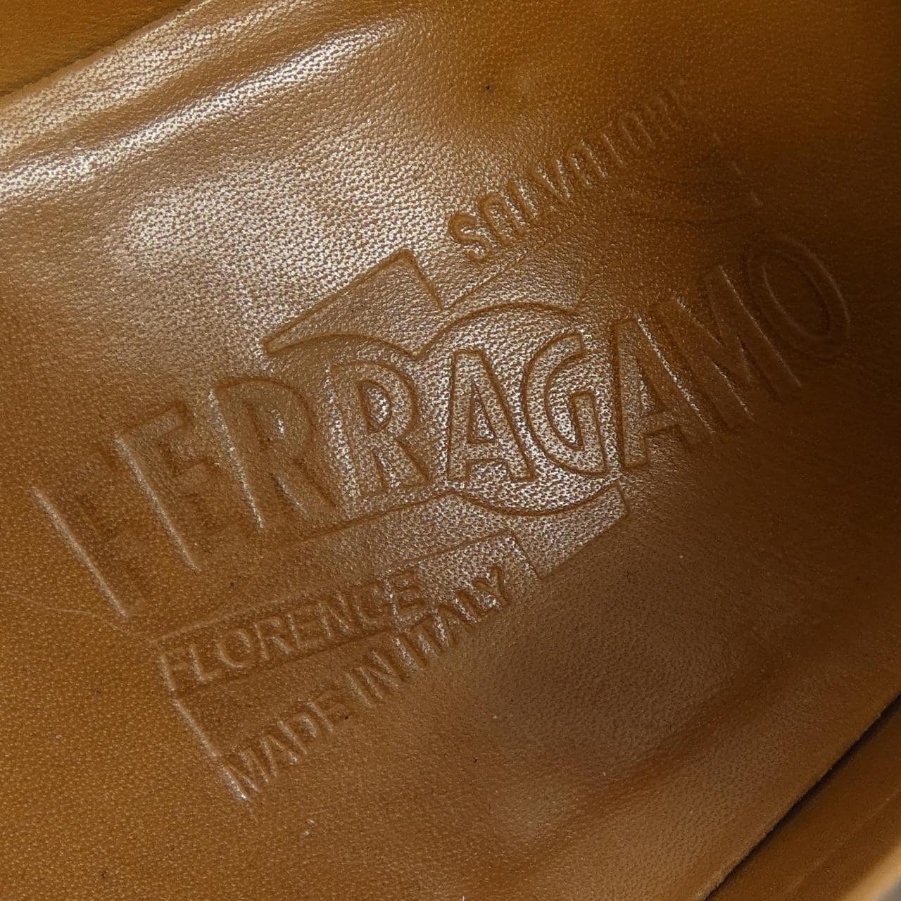 サルヴァトーレフェラガモ SALVATORE FERRAGAMO UG56662 シューズ