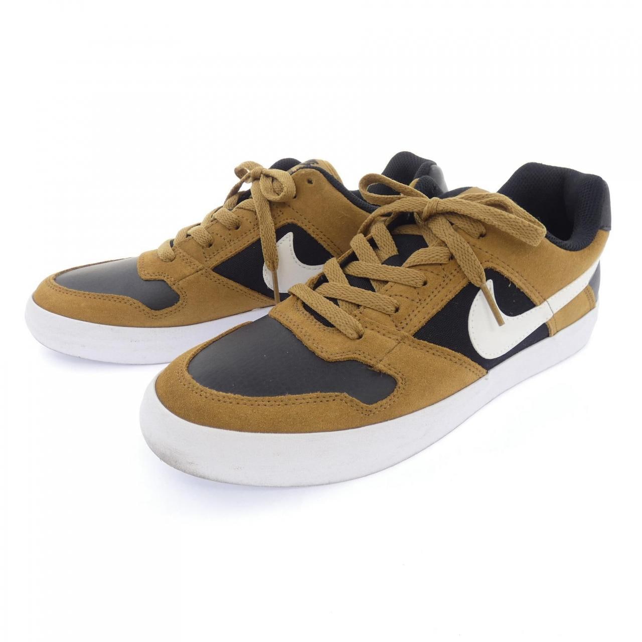 ナイキ NIKE 942237-201 スニーカー