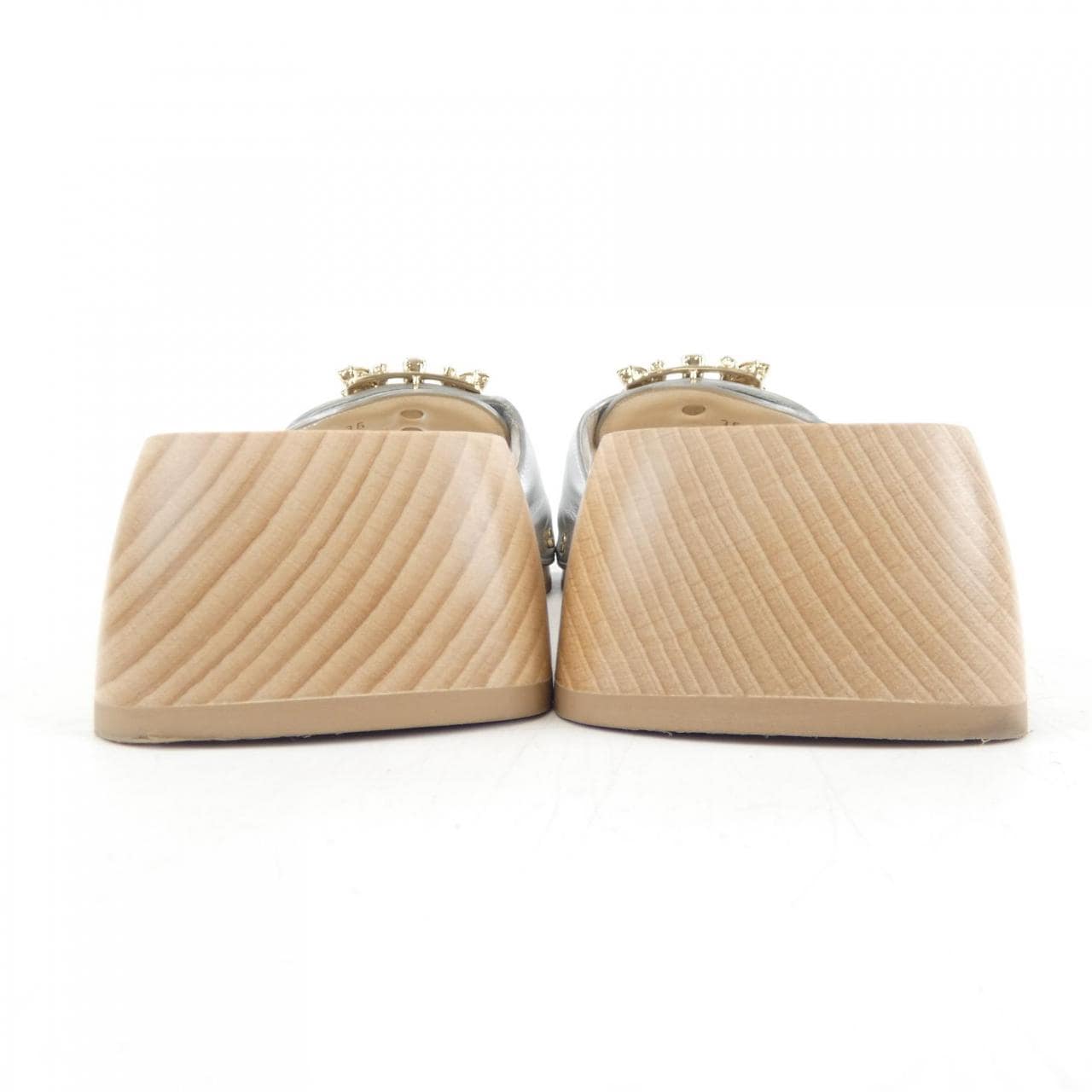 ロジェヴィヴィエ ROGER VIVIER サンダル