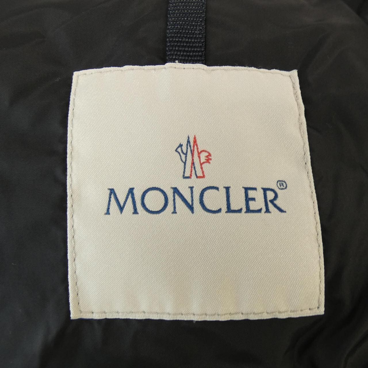 MONCLER蒙克勒羽绒服