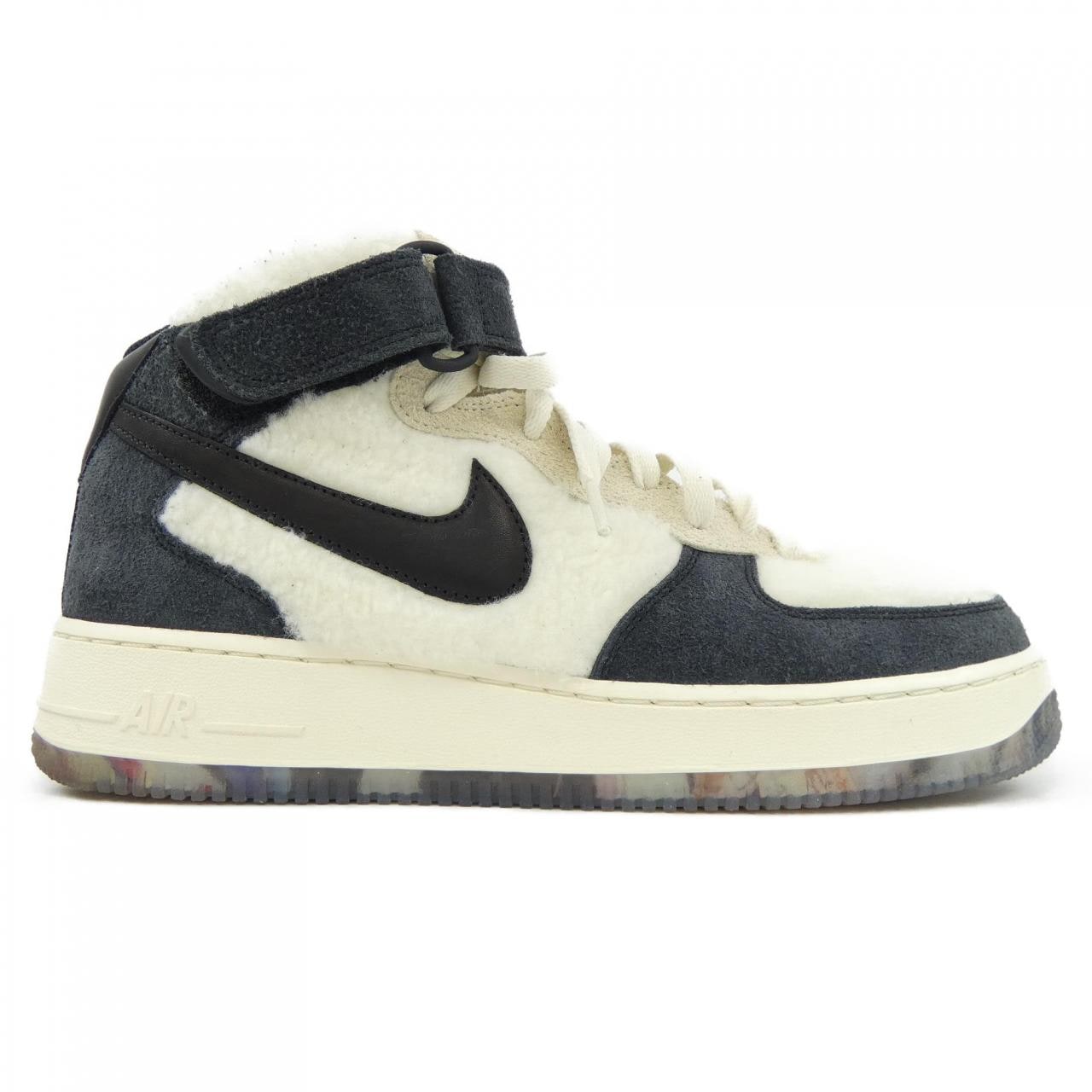 ナイキ NIKE DO2123-113 スニーカー