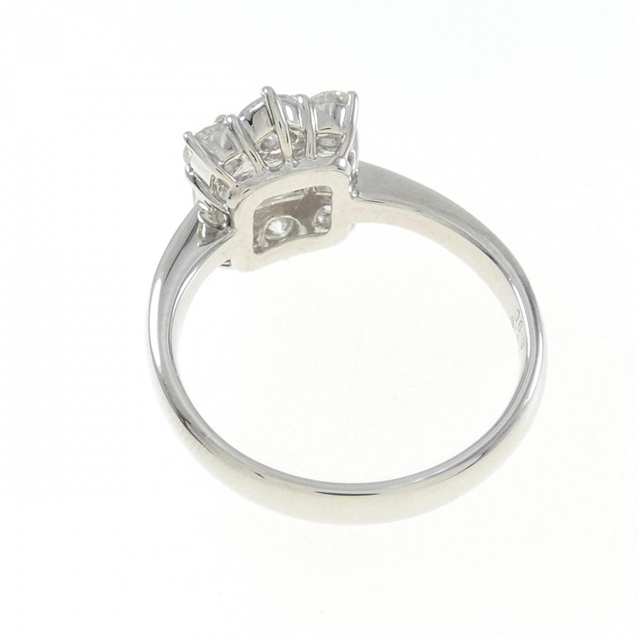 PT Diamond Ring 0.516CT F SI1 Fancy Cut