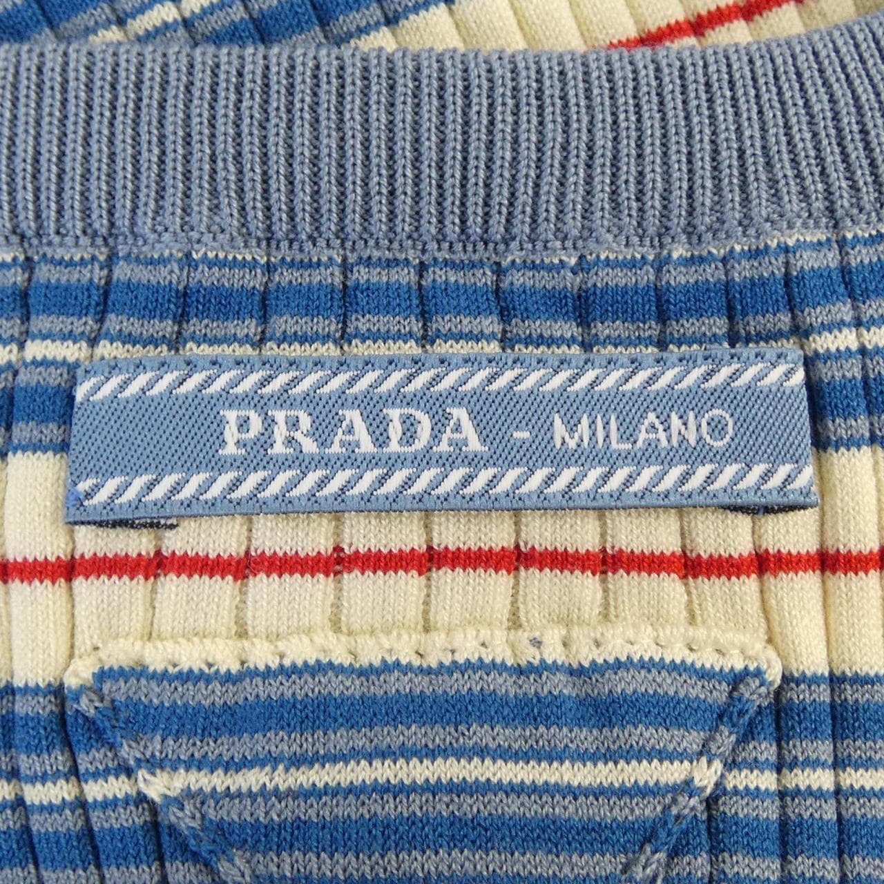 プラダ PRADA トライアングルロゴ P29B83 SOOO 17KJ タンクトップ