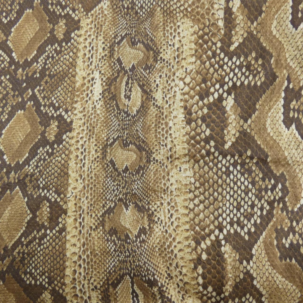 ロベルトカヴァリ ROBERTO CAVALLI STOLE
