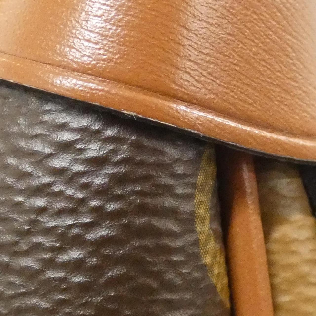 ルイヴィトン モノグラム リバース ループ ホーボー M46311 ショルダーバッグ