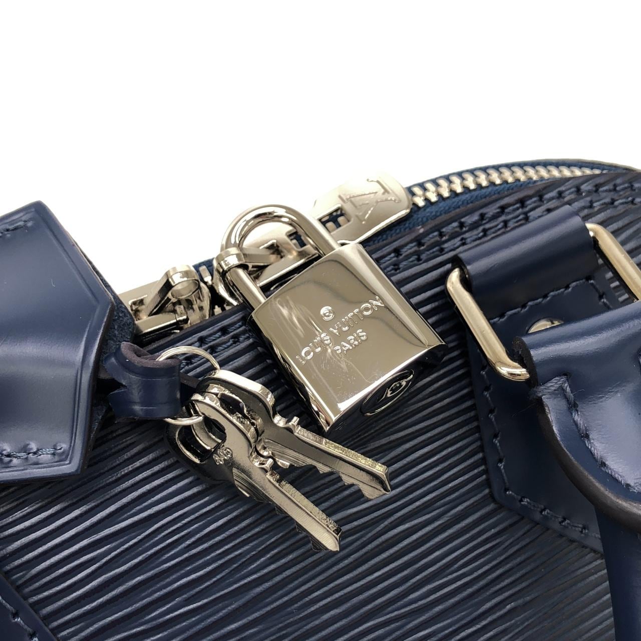 ルイヴィトン エピ アルマBB M40855 バッグ