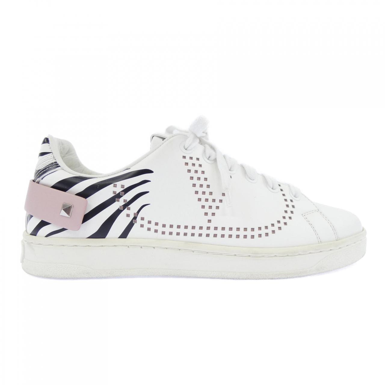 ヴァレンティノガラヴァーニ VALENTINO GARAVANI スニーカー