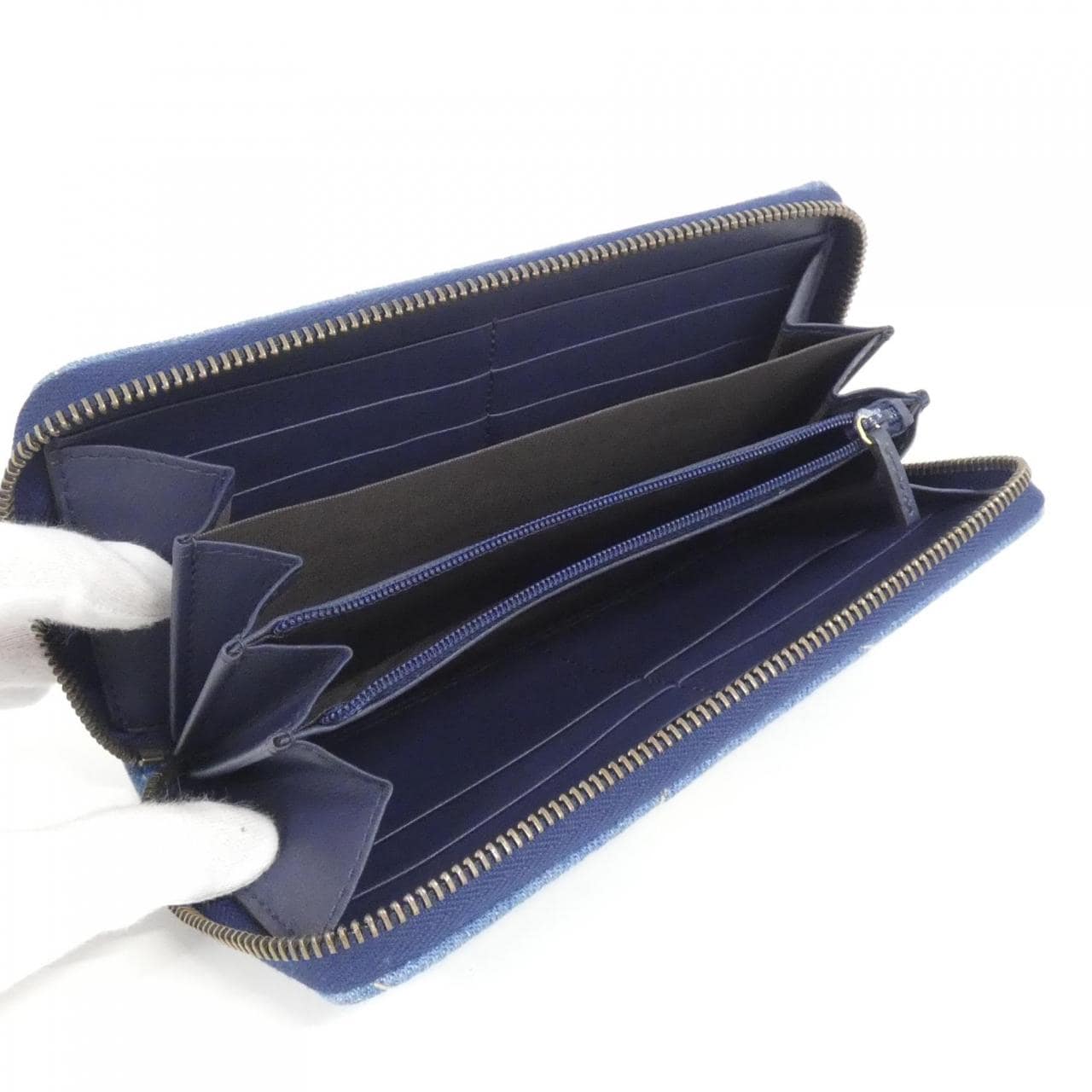 グッチ GG MARMONT 443123 9B54T 財布