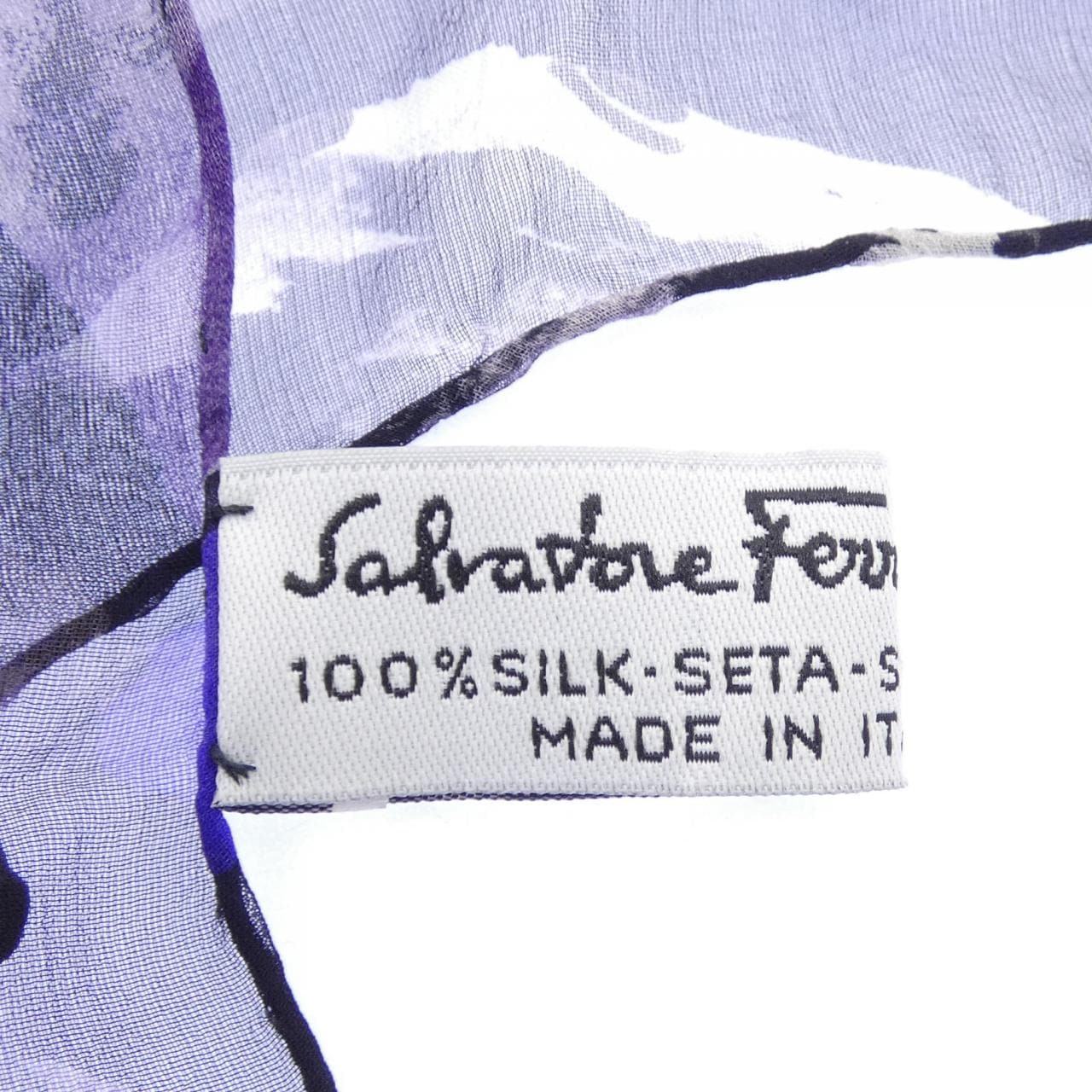 サルヴァトーレフェラガモ SALVATORE FERRAGAMO STOLE
