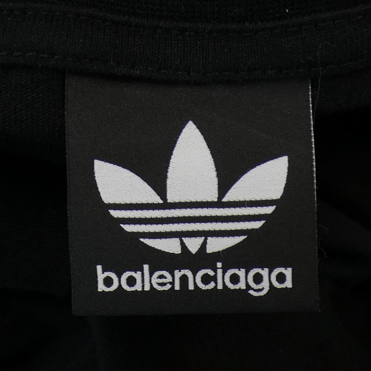 BALENCIAGA BALENCIAGA T-shirt